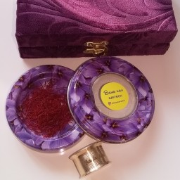 زعفران سرگل بهارکالا پک هدیه (یک مثقال زعفران همراه هاون) صادراتی