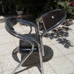 صندلی نماز پایه استیل طرح مبل با سجده گاه بزرگ متحرک و قابلیت افزایش ارتفاع و نشیمنگاه ابری ضخیم ( میز نماز )