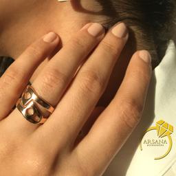 انگشتر زنانه استیل مدل هـ نیمانی(رنگ ثابت)