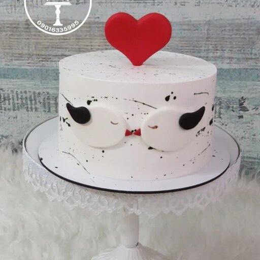 کیک عروس،کیک عقد،کیک سالگرد ازدواج، خامه ای  فوندانتی 