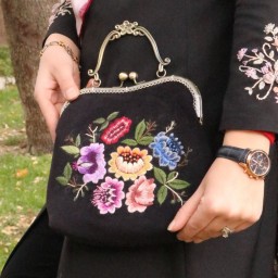 کیف مخمل گلدوزی با دست