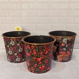 سطل کاغذ لب طلایی گلدار سایز متوسط در 3طرح زیبا تهیه شده از موادنو باکیفیت مقاوم