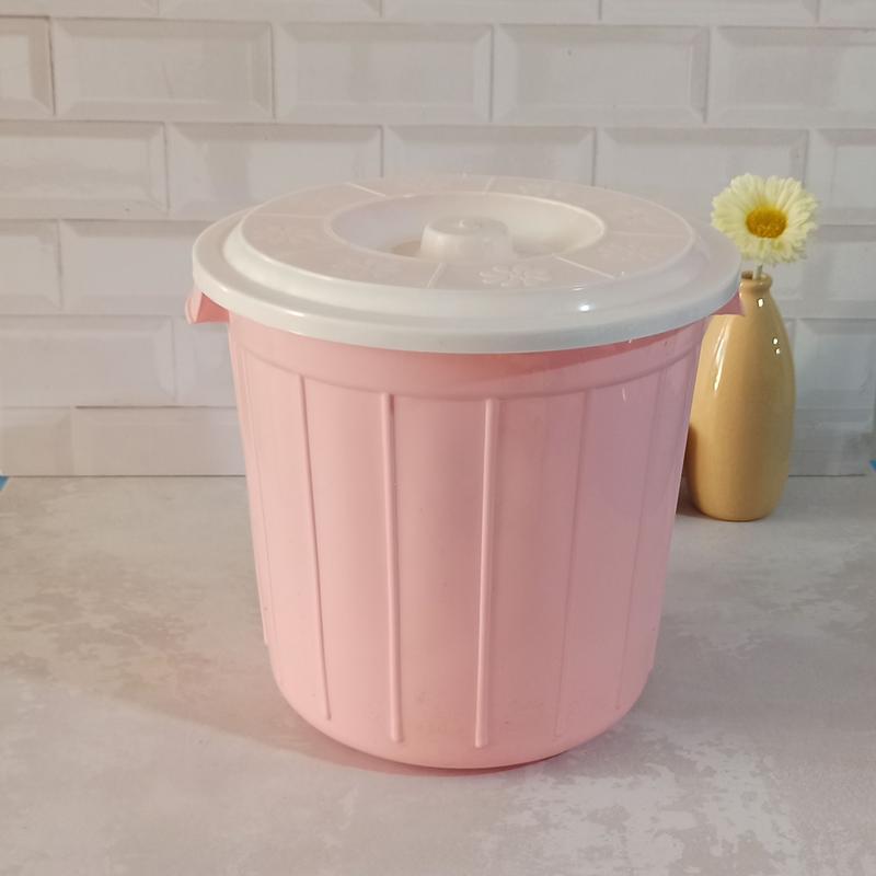 سطل درب دار مناسب برای برنج  آرد و زباله شماره 510 تهیه شده از مواد نو با کیفیت 