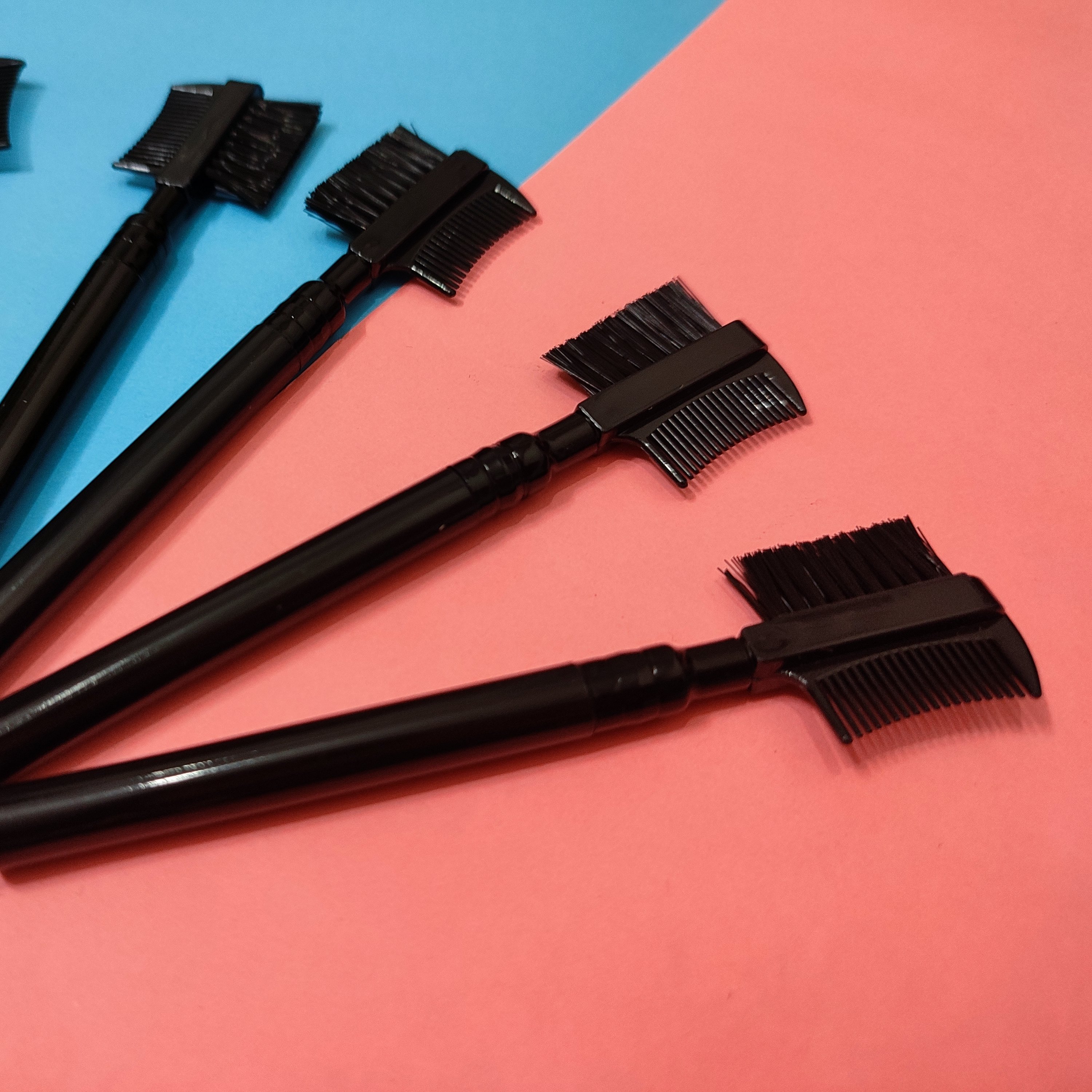 فرچه و شونه ابرو