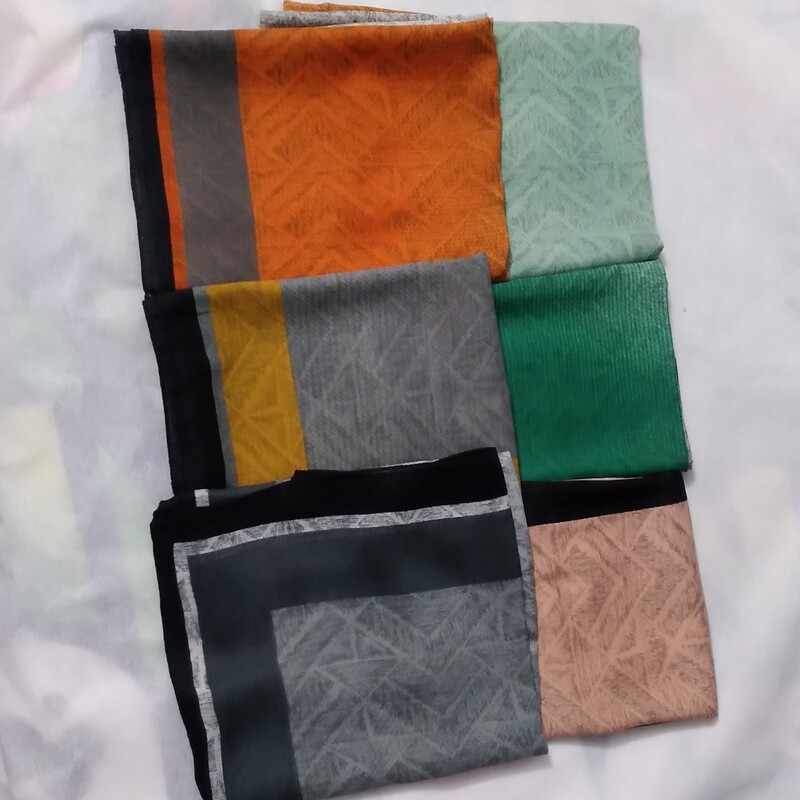 روسری  نخی   قواره  90 طرح hps  در 6 رنگ براساس رنگ حاشیه ای