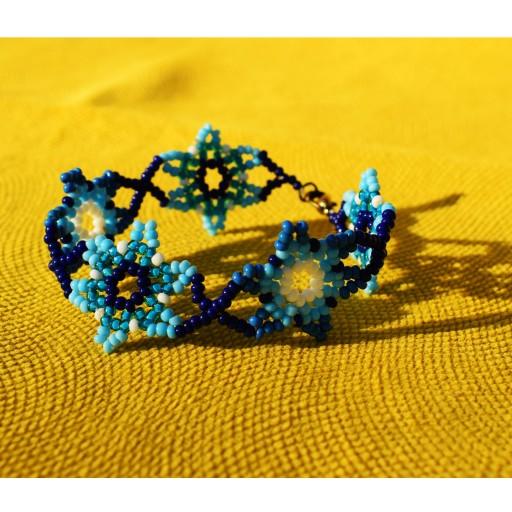 دستبند منجوقی گل آبی