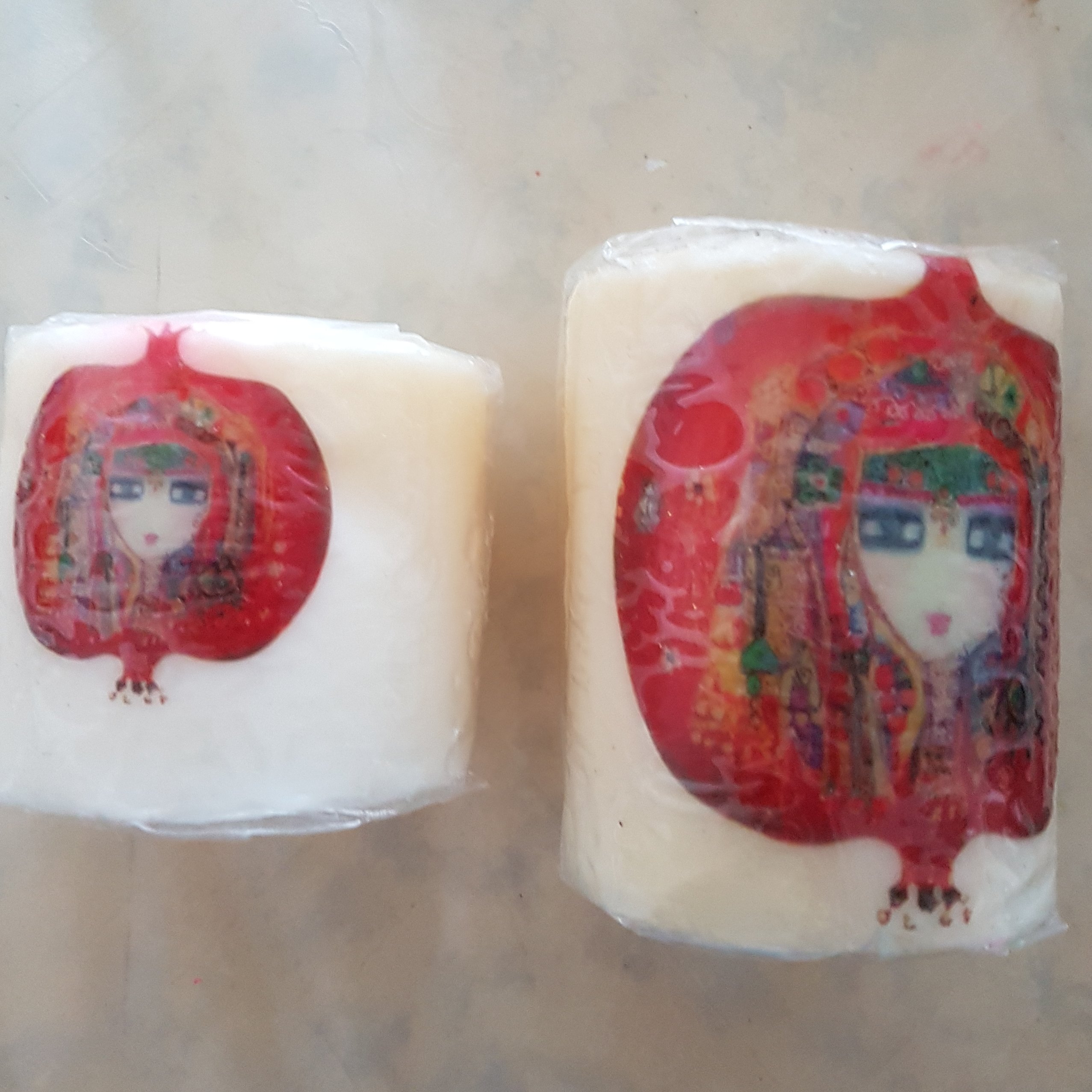 شمع های 2 قلو قیمت برای فقط یک شمع است