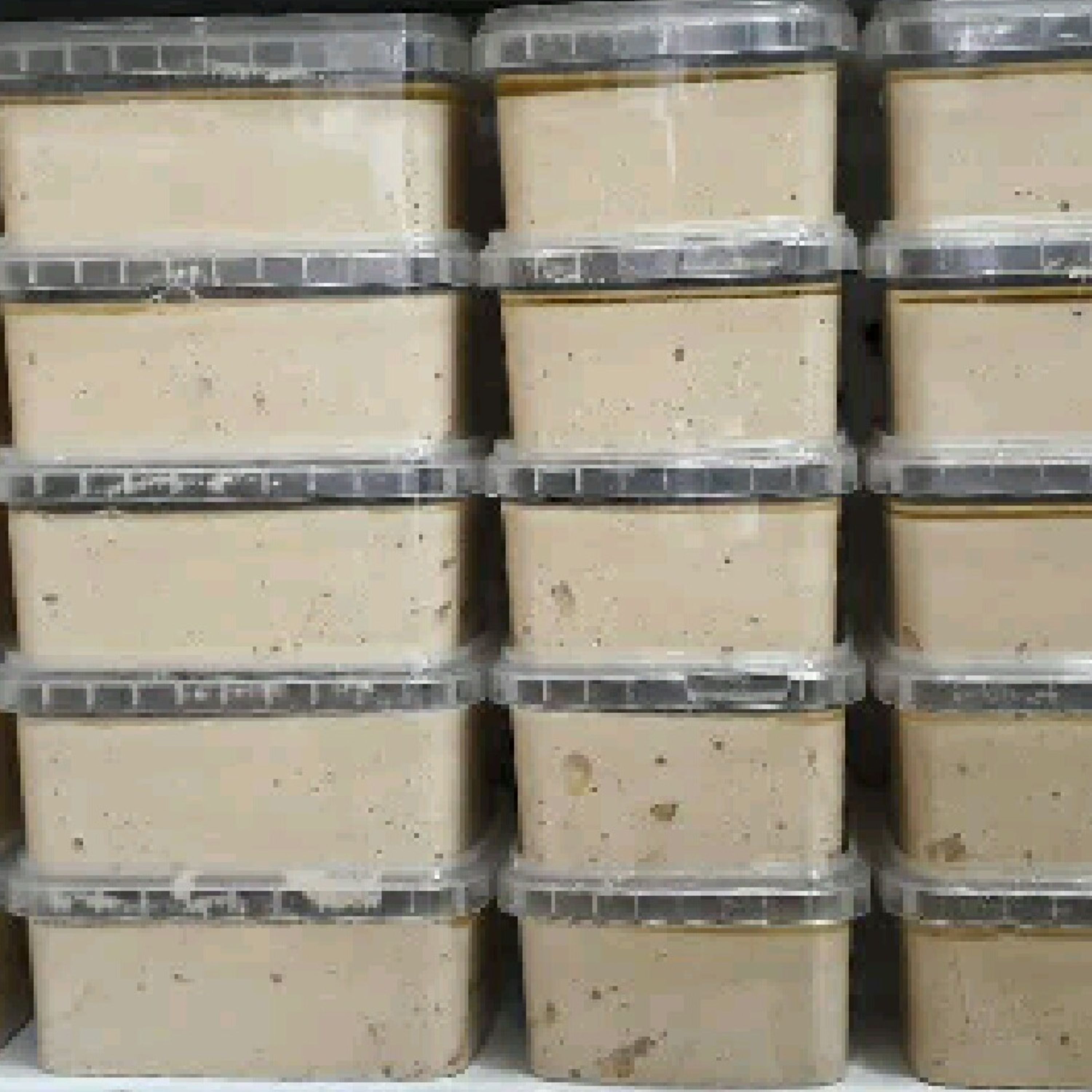 حلوا ارده مخصوص و با کیفیت سلامتکده ایرانیان