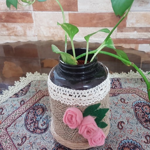 گلدان کوچک کنفی همراه باهدیه سیدی