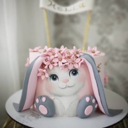 کیک خامه ای خرگوشی