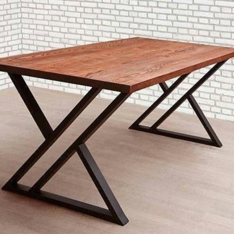 میز ناهارخوری چوبی با پایه فولادی