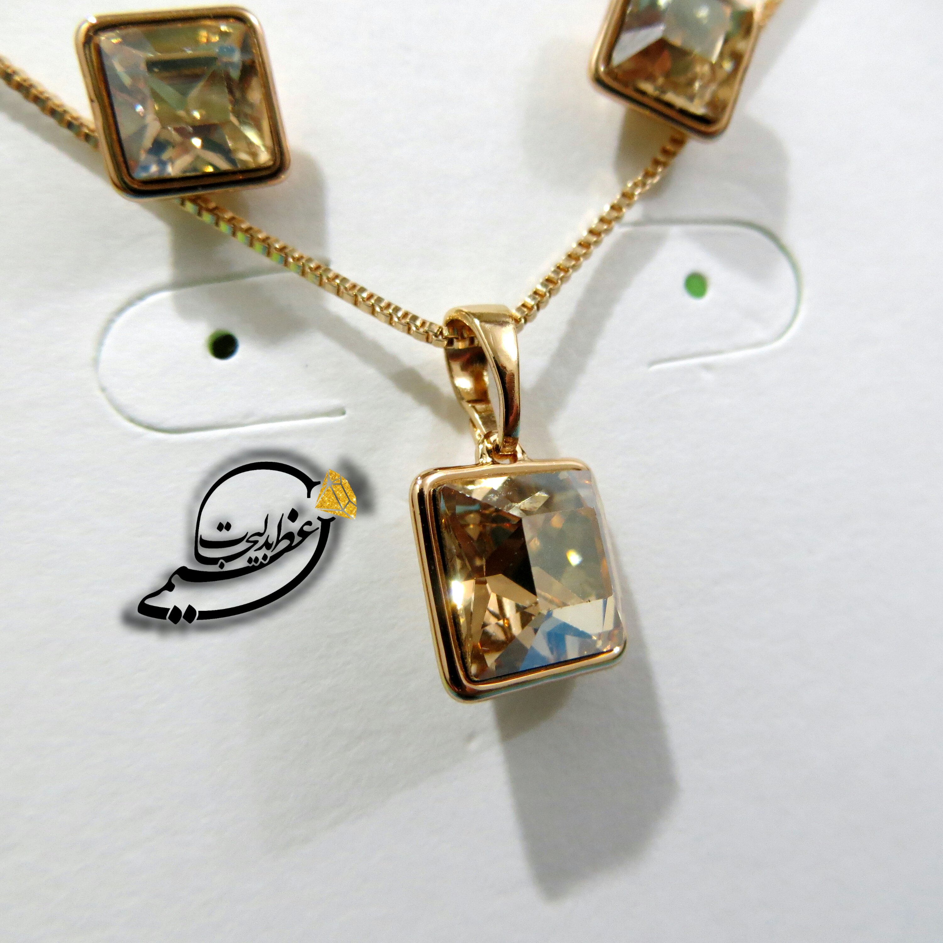 نیم ست برند Xuping مدل JingJing از جنس مس و روکش طلا بسیار زیبا با کریستال سوارسکی Swarovski تراش خورده اصلی کد 1