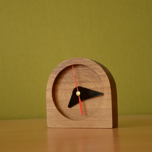ساعت چوبی رومیزی مدل محراب