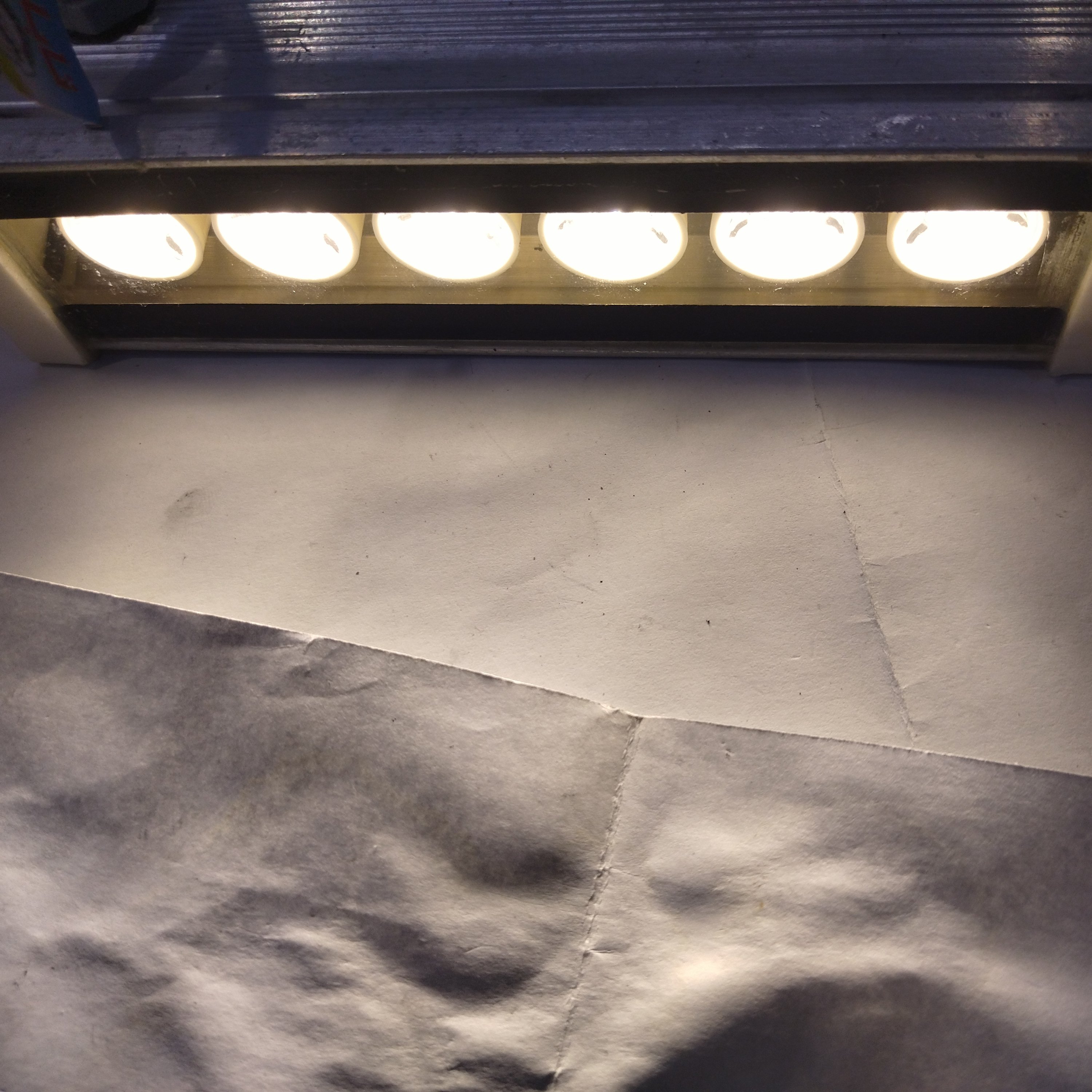 وال واشر 6 وات 220 ولت توکار و روکار برند تابان توس (پس کرایه)