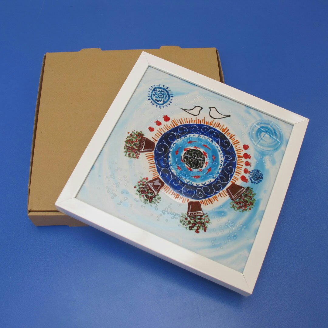 تابلو آمینا طرح حوض چشم نظر(قاب سفید)