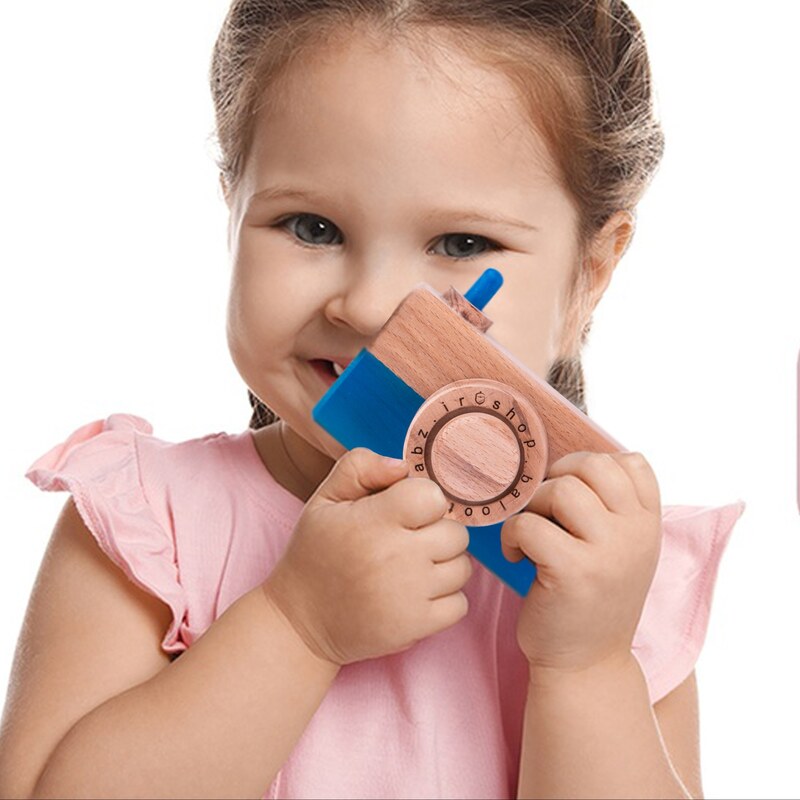 هدیه روز دختراسباب بازی چوبی دامازو مدل دوربین آنیل با قابلیت حکاکی نام فرزندتون