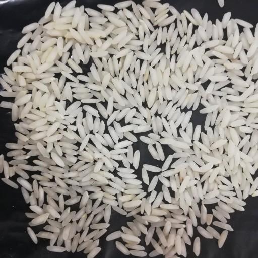 نمونه یک کیلویی برنج کشت دوم طارم هاشمی