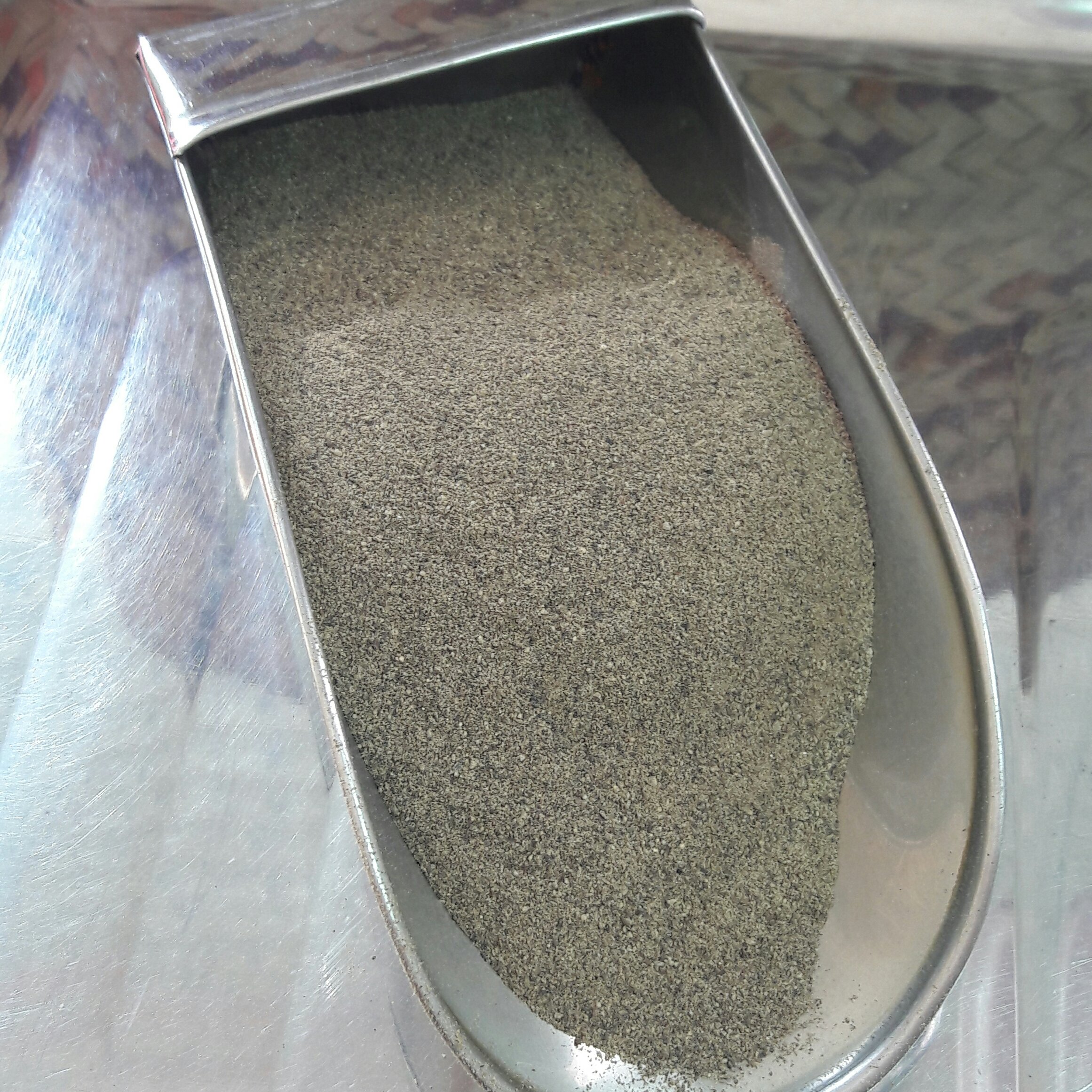 پودر نرم فلفل سیاه 100 گرمی تازه ساب آسا