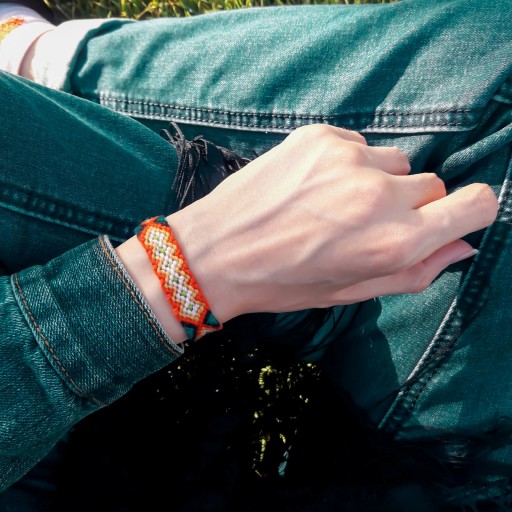 دستبند دخترانه  - دستبند دوستی - رنگ نارنجی