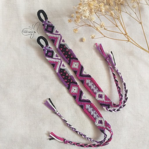 دستبند یا پابند طرح سنتی بافت برند هرما یک سانتی
