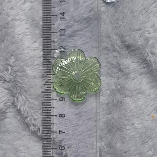 کاسبرگ سبز کمرنگ شفاف و براق سایز متوسط بسته 45 عددی - گلبرگ کریستال لوازم گلسازی خارجی 