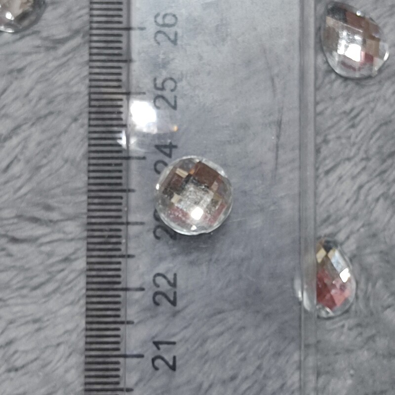 نگین الماسی لپه ای دایره ای براق سایز متوسط 10 میلی متری بسته 30 عددی - گلبرگ کریستال لوازم گلسازی خارجی 