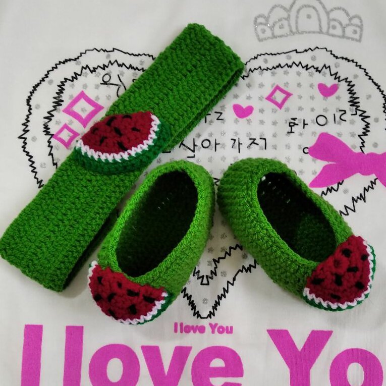 ست پاپوش و هدبند طرح هندوانه مناسب برای کودکان 2 تا 4 سال