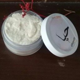 کرم کاملا طبیعی خیار عاااالی درجه یک