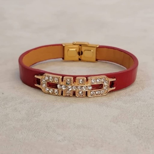 دستبند زنانه چرم طبیعی مدل رویال ماداماس در رنگهای سفید قرمز قهوه ای وزن 15 گرم