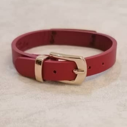 دستبند زنانه چرم طبیعی طرح زنبوری ماداماس رنگ قرمز وزن 9 گرم مخصوص هدیه ولنتاین