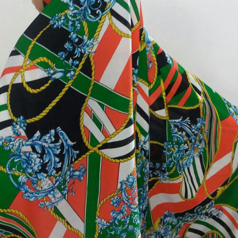 روسری ساتن با رنگ مرجانی قواره 120