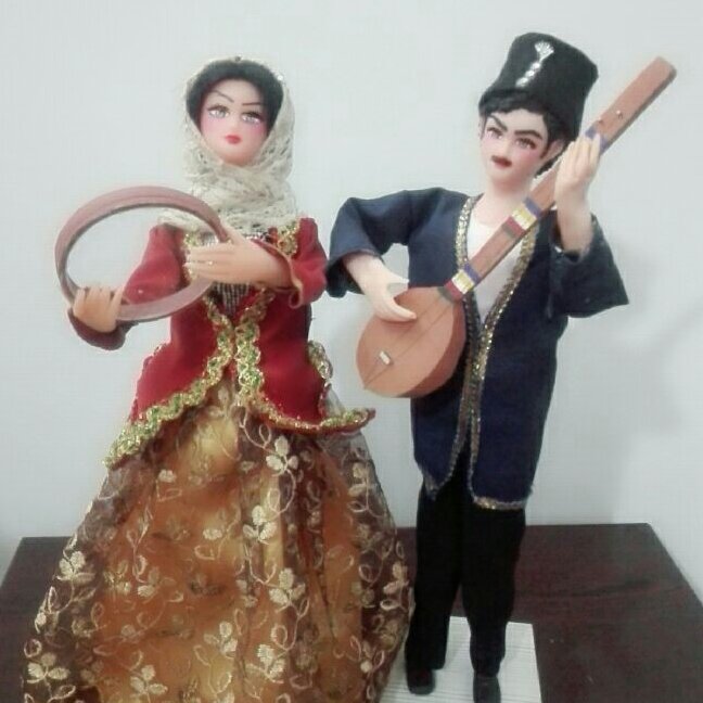 مجسمه زن و مرد (پس کرایه)
