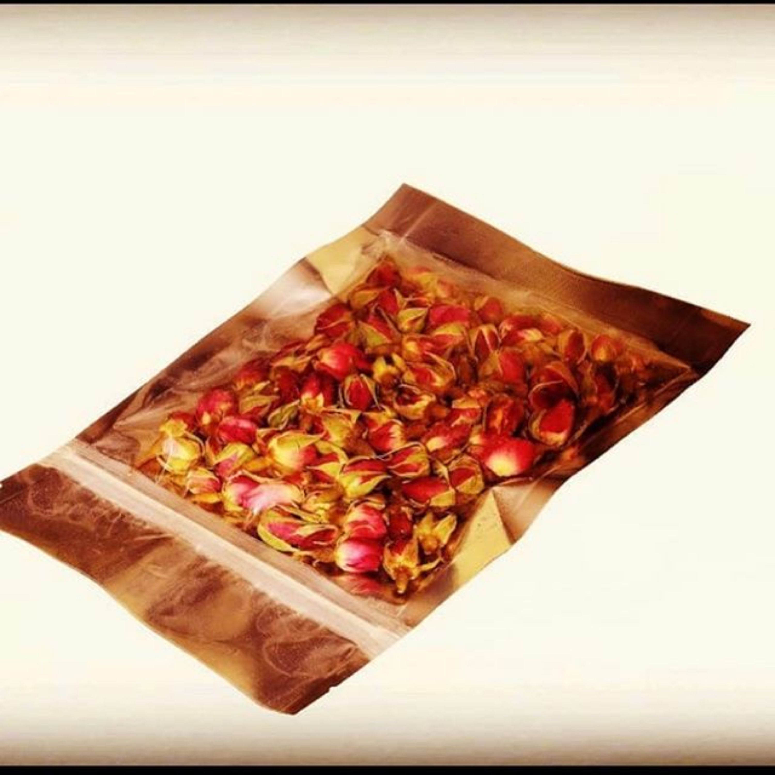 پاکت متالایز طلایی یکرو شفاف اندازه16در24(ساندیسی طلایی یکرو شفاف) 10 تایی