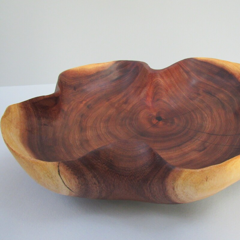 میوه خوری آجیل خوری دست ساز ساخته شده از چوب کهور.پوشش روغن گیاهی مخصوص ظروف چوبی.