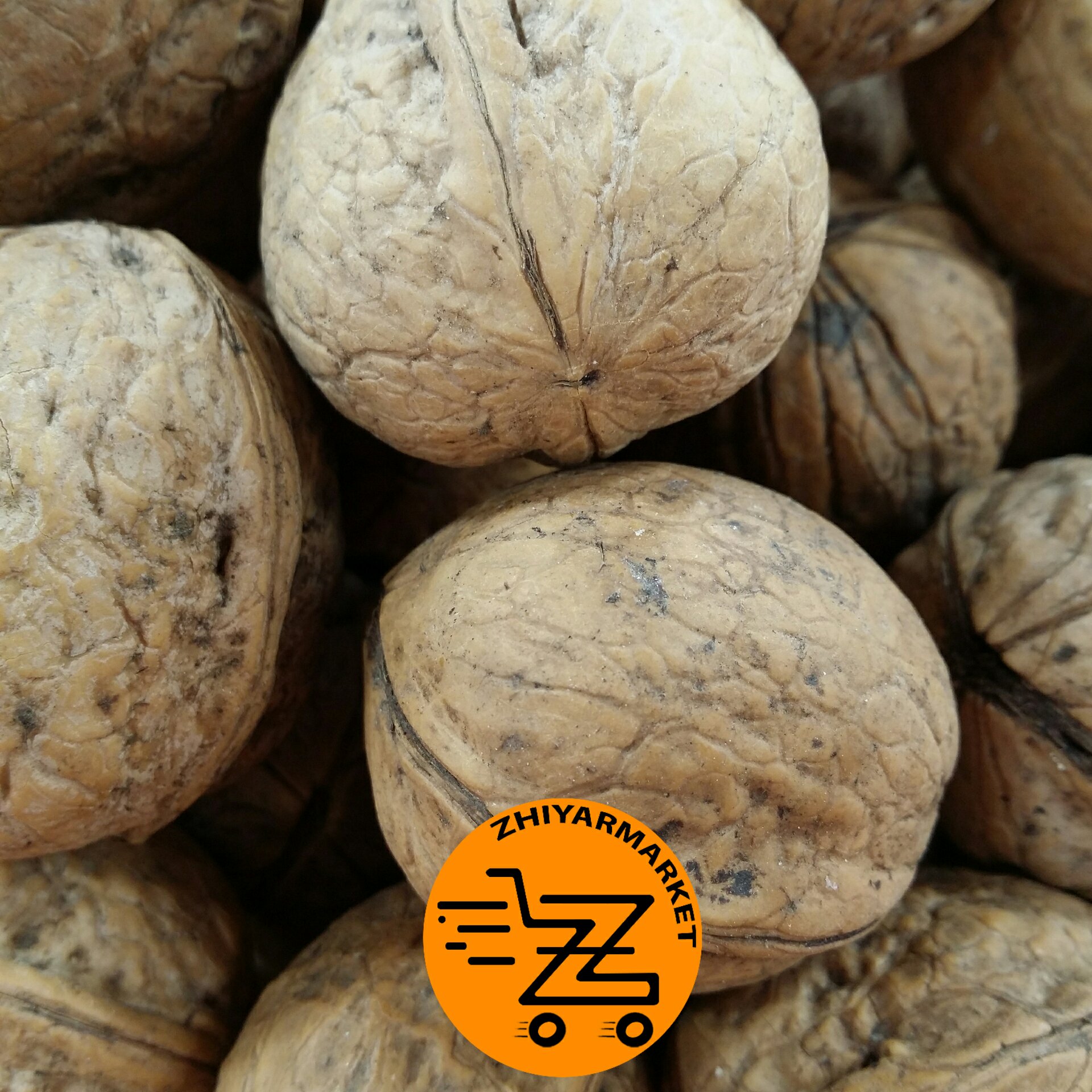 گردو  950 گرمی ،  پر مغز و چرب ، پوست کاغذی  باکیفیت