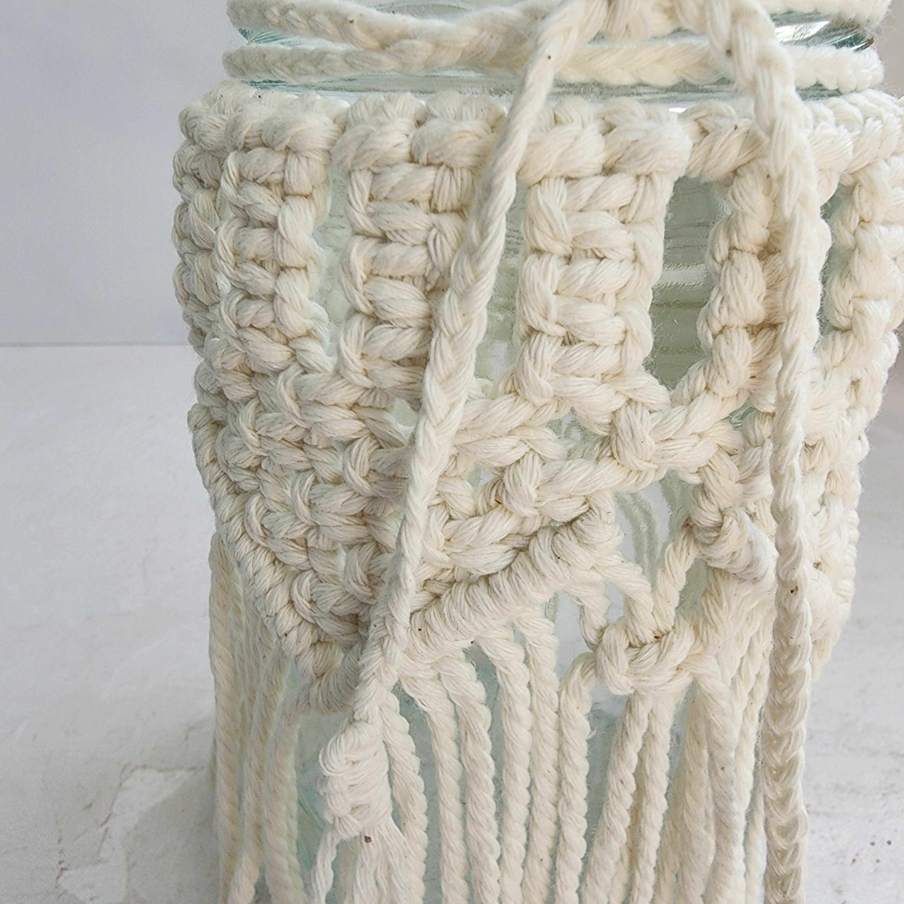 گلدان و شمعدان مکرمه