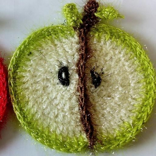 اسکاچ سیب در دو رنگ سبز و قرمز