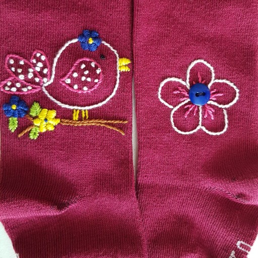 جوراب شلواری دخترانه نخی گلدوزی شده با دست طرح پرنده و گل/ گل گلی