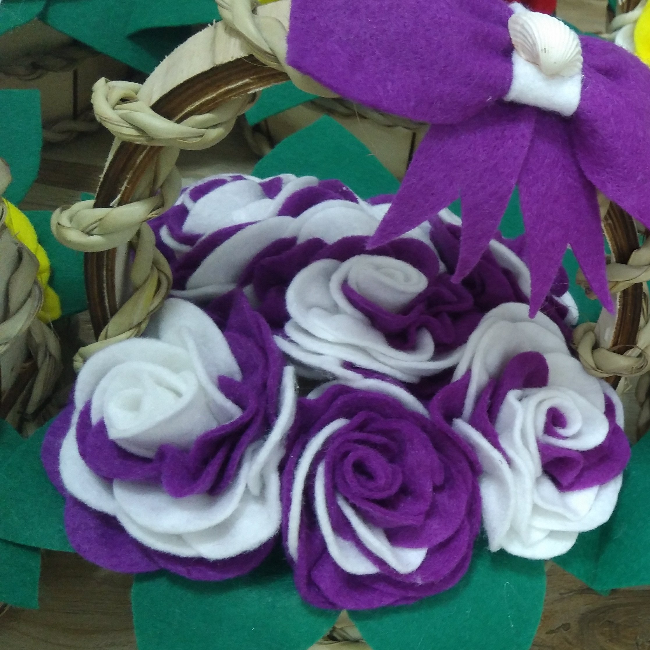گل نمدی سبدی بنفش