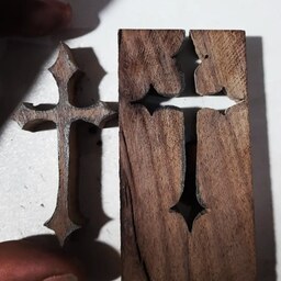 گردنبند چوبی صلیب 