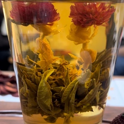 چای سفید بلومینگ گل خاص چایکار ( بدون مشابه در بازار )