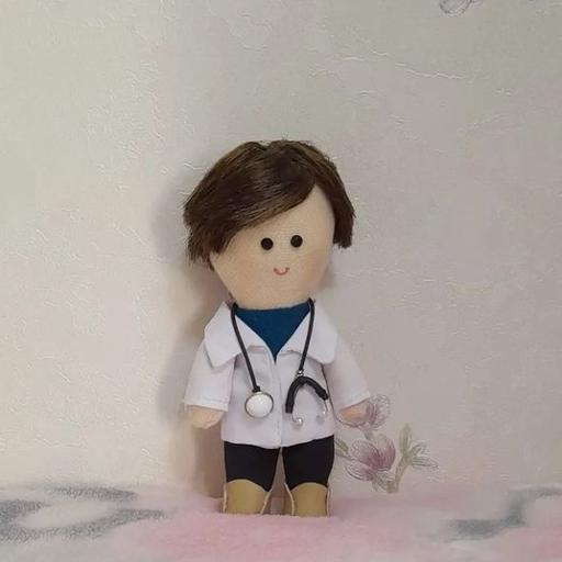 عروسک روسی  پزشک  ، پرستار  ،  کادر درمان