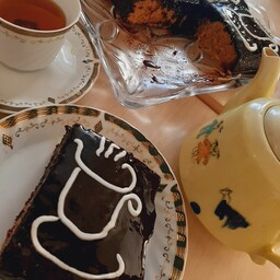 کیک چایی با  روکش گاناش شکلاتی ارسال به صورت پس کرایه و اسنپ