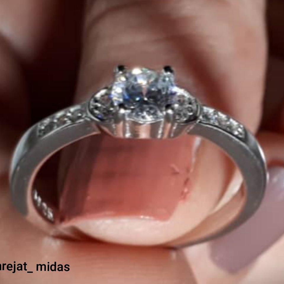 انگشترزنانه نقره جواهربرلیان