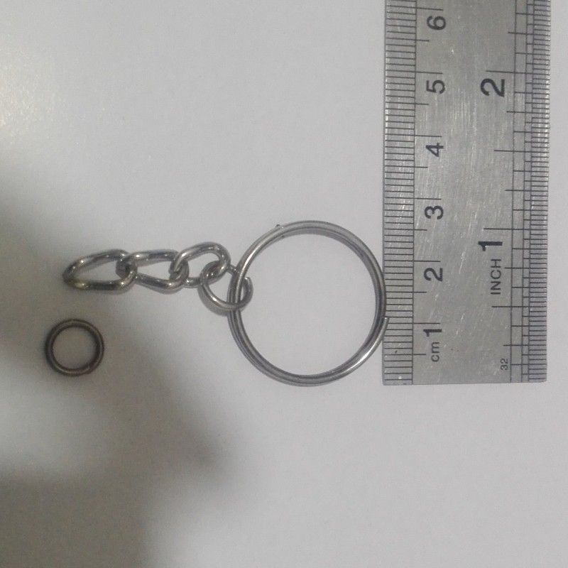 جاکلیدی حلقه و زنجیر فلزی با  رابط گرد بسته 100 عددی عمده  سرکلیدی جاسوئیچی 