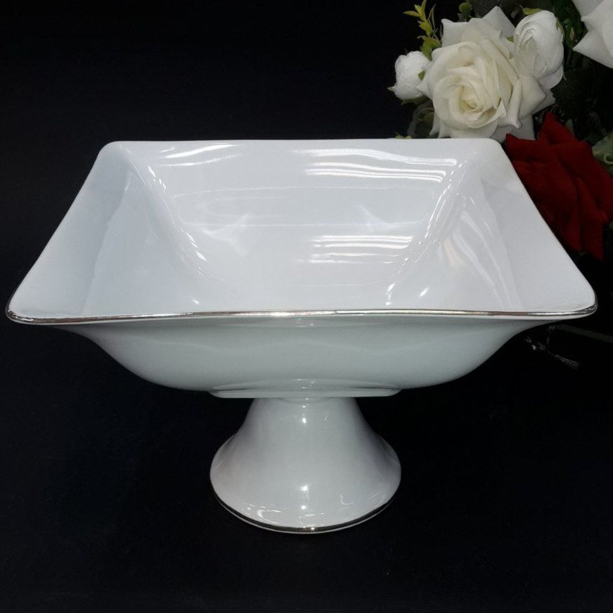 میوه خوری پایه دار