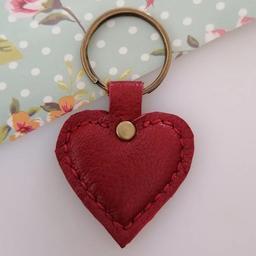 دسته کلید قلبی زیبا قابل سفارش با چرم بزی وگاوی درجه 1