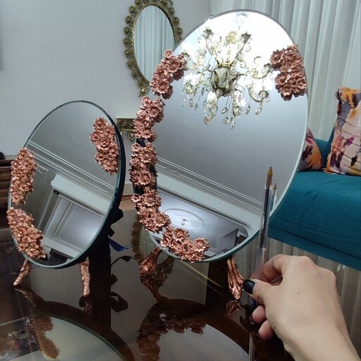 آینه  تزئینی 