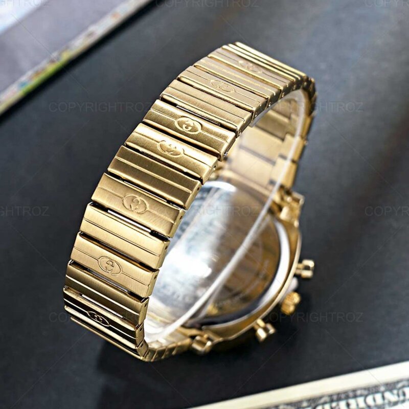 ساعت اسپرت گوچی 1355 طلایی صفحه خاص و آینه ای 