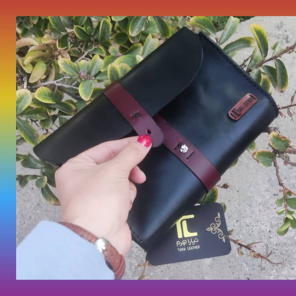 کیف کمری زنانه چرم طبیعی ودست دوزبدون کمربند  تیاراچرم مشهد